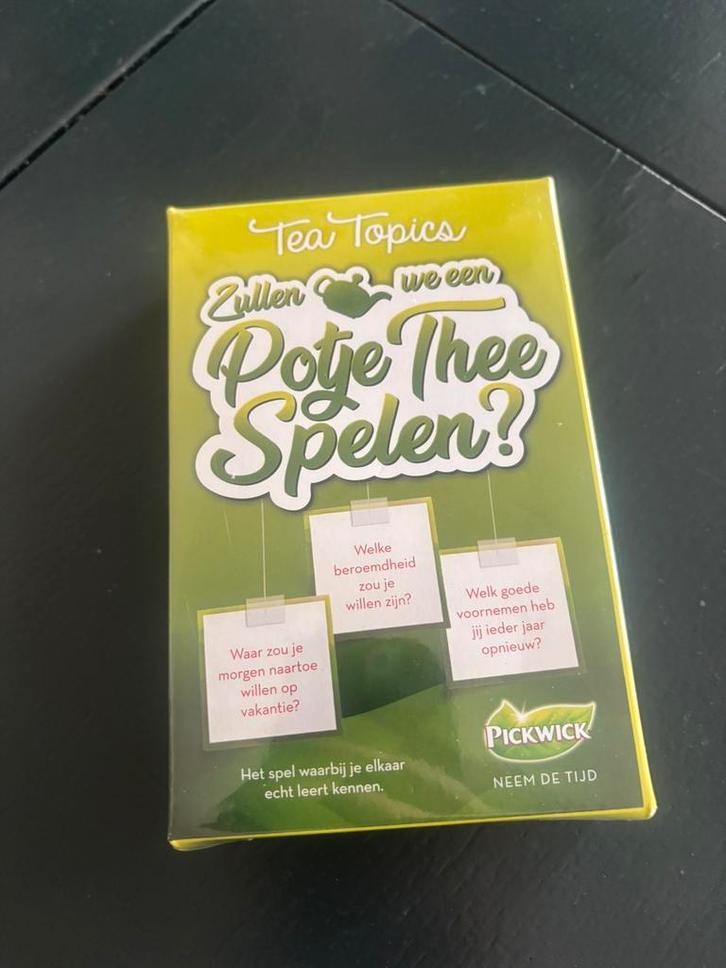Pickwick Tea Topics - Zullen we een potje thee spelen?, Hobby en Vrije tijd, Gezelschapsspellen | Kaartspellen, Nieuw, Een of twee spelers