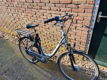 Elektrische Vogue damesfiets beschikbaar voor biedingen