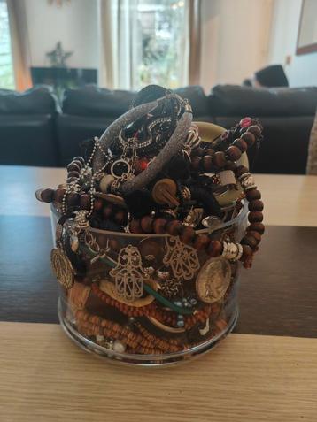 Mystery jewelry bag beschikbaar voor biedingen