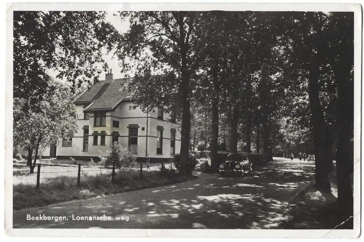 Beekbergen, Loenensche weg. Lees beschrijving, Verzamelen, Ansichtkaarten | Nederland, Gelopen, Gelderland, 1940 tot 1960, Verzenden