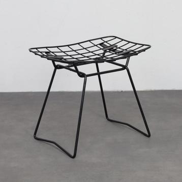 Metal Wire Stool by Cees Braakman for Pastoe beschikbaar voor biedingen
