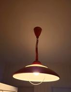 Hanglamp. Rood en wit metaal. Vintage look. Snoer uitrekbaar, Ophalen, Zo goed als nieuw, Metaal, Minder dan 50 cm