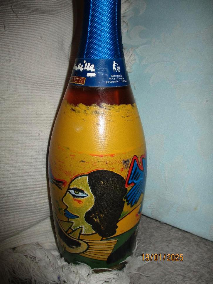 VERZAMELAAR! Fles Corneile champagne voor Oudjaar, Verzamelen, Wijnen, Nieuw, Champagne, Frankrijk, Vol, Ophalen