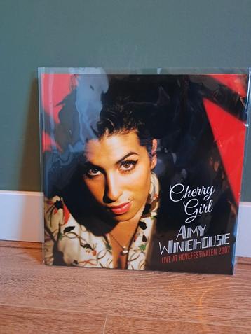 Amy Winehouse - Cherry Girl - Live Hovefestivalen 2007 beschikbaar voor biedingen