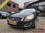 Volvo V60 1.6 T3 Momentum, Auto's, Voorwielaandrijving, 15 km/l, 4 cilinders, 150 pk