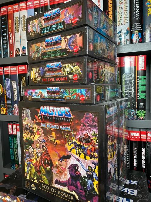 Masters of the Universe - Clash for Eternia Board Game, Hobby en Vrije tijd, Gezelschapsspellen | Bordspellen, Zo goed als nieuw