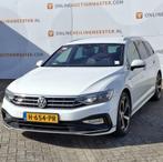 Personenauto Volkswagen, Passat Variant 1.5TSi, wit bouwjaar, Auto's, 4 cilinders, 150 pk, Origineel Nederlands, 1600 kg