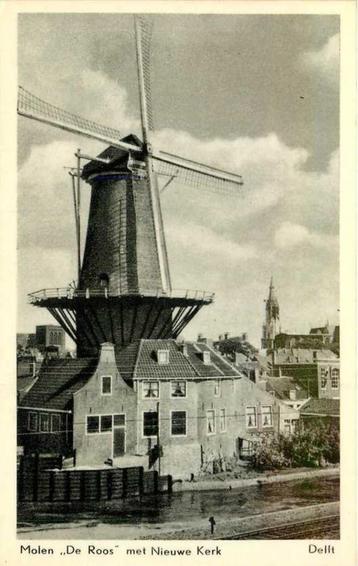 (300-146-025) Delft Molen met Nieuwe Kerk beschikbaar voor biedingen