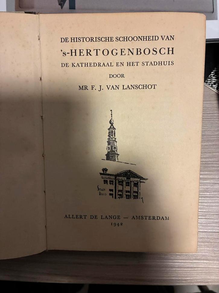 Van Lanschot - 's-Hertogenbosch, Kathedraal & Stadhuis, Boeken, Geschiedenis | Stad en Regio, Gelezen, 20e eeuw of later, Ophalen of Verzenden