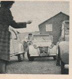 Retro reclame 1959 Citroën 2CV Eend auto de modeshow, Verzamelen, Verzenden, Overige typen