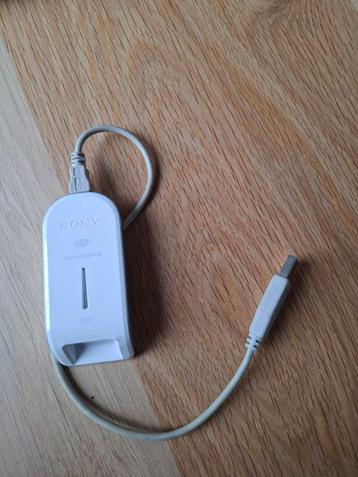 Sony MagicGate Memory Stick Reader beschikbaar voor biedingen