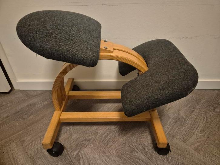 Ergonomische Kniestoel - Goed voor je rug!, Huis en Inrichting, Bureaustoelen, Zwart, Ophalen