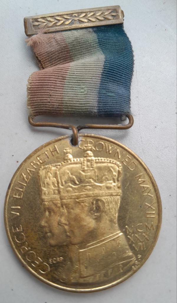 George & Elizabeth  Medaille 1937, Postzegels en Munten, Penningen en Medailles, Overige materialen, Buitenland, Ophalen of Verzenden