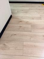 Laminaatvloer 40m2 met plinten, Ophalen, Kunststof, Gebruikt, 10 m² of meer