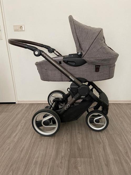 Zo goed als nieuwe Mutsy combi kinderwagen., Kinderen en Baby's, Kinderwagens en Combinaties, Zo goed als nieuw, Mutsy, Ophalen