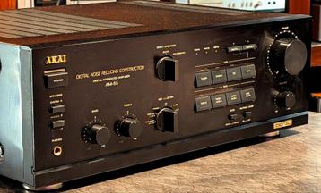 AKAI AM-55 - BUILD IN DAC - GARANTIE - PHONO - VINTAGE  beschikbaar voor biedingen