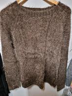 SO SOIRE TAUPEKLEURIGE ZACHTE TRUI MAAT L, So Soire, Bruin, Maat 42/44 (L), Nieuw