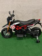 Nieuwe Aprilia electric motor met zijwieltjes, De, De, Nieuw, Ophalen