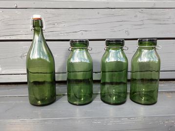 Flessen weckflessen brocante vintage groen glas beschikbaar voor biedingen