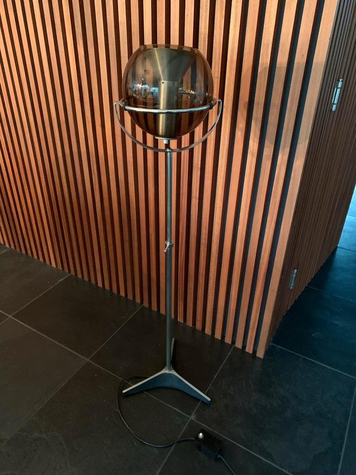 Raak globe Amsterdam vloerlamp, Frank Ligtelijn design, Huis en Inrichting, Lampen | Vloerlampen, Gebruikt, 150 tot 200 cm, Metaal