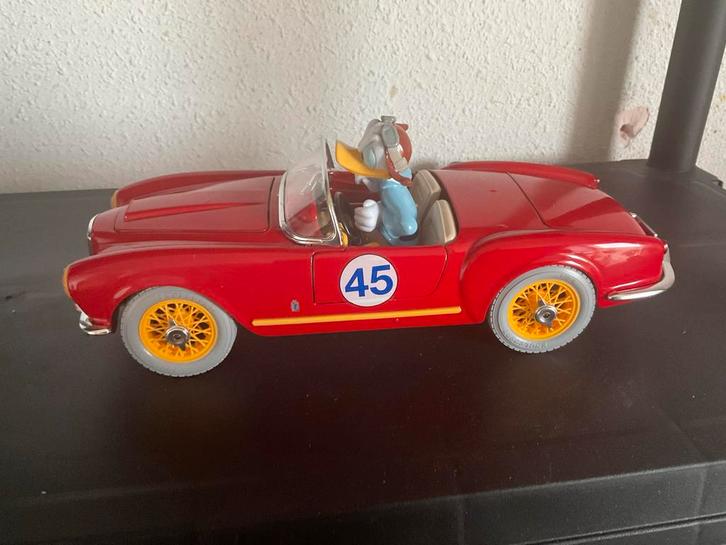 Bburago Donald Duck Auto - Zeldzaam! /1.18, Hobby en Vrije tijd, Modelauto's | 1:18, Zo goed als nieuw, Auto, Bburago, Ophalen