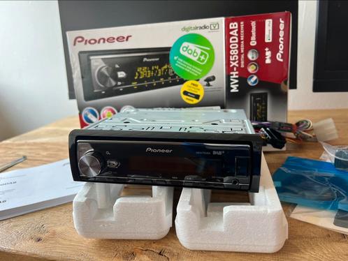 Pioneer DAB autoradio compleet zgan MVH-X580DAB, Auto diversen, Autoradio's, Zo goed als nieuw, Ophalen