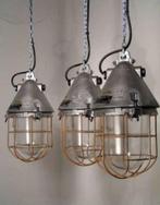 Drie prachtige originele bunkerlampen (setprijs), Huis en Inrichting, Lampen | Hanglampen, Minder dan 50 cm, Ophalen of Verzenden
