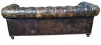 Industriële Chesterfield bank vintage zwart leer + BEZORGING, Gebruikt, Chesterfield, Driepersoons, Ophalen of Verzenden
