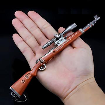 Metalen Miniatuur Duitse Kar98k Rifle  beschikbaar voor biedingen