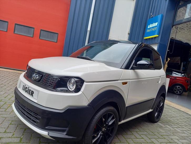 Ligier Myli R.EBEL ELEKTRISCH*NIEUW* BROMMOBIEL, Auto's, Overige Auto's, Bedrijf, Te koop, Achteruitrijcamera, Centrale vergrendeling