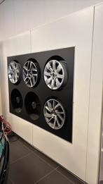 Velgenkast velgendemokast, Ophalen, Zo goed als nieuw