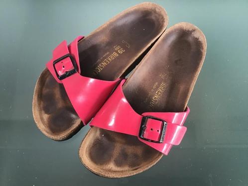 GRATIS VERZENDEN | BIRKENSTOCK roze slippers 39, Kleding | Dames, Schoenen, Zo goed als nieuw, Slippers, Roze, Verzenden