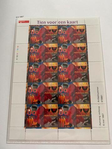 NL enorm veel blokken en velletjes postfris in davo 4/4 beschikbaar voor biedingen