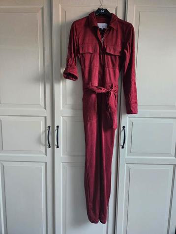 Donkerrode jumpsuit/boilersuit suede Costes maat S  beschikbaar voor biedingen