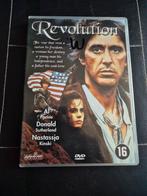 Revolution, Vanaf 16 jaar, Ophalen of Verzenden, Zo goed als nieuw