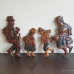 Peruaans gezin houtsnijwerk muurhangers set 4 stuks 0404, Antiek en Kunst, Kunst | Beelden en Houtsnijwerken, Ophalen of Verzenden