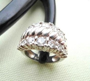 Van Diamonique zilveren ring met zirkonia's  925 DQCZ  (7148 beschikbaar voor biedingen