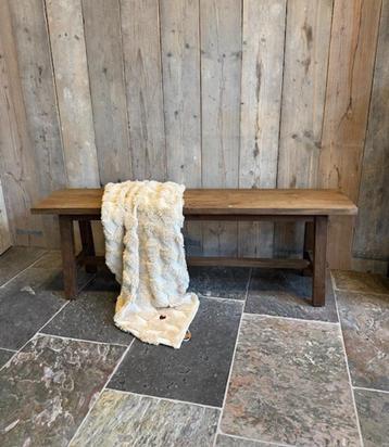 Teakhouten bankje 140 beschikbaar voor biedingen