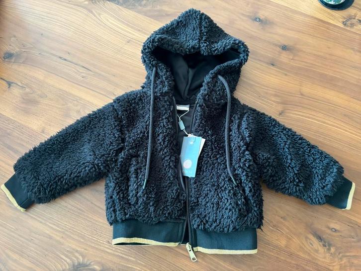Fluffy, teddy, bont jasje Vinrose maat 86/92 nieuw ! €15, Kinderen en Baby's, Babykleding | Maat 86, Nieuw, Jongetje of Meisje