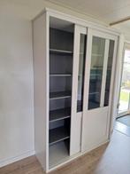 Vitrinekast met schuifdeuren, Ophalen, Met deur(en), 100 tot 150 cm, Glas