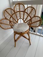 Rotan stoel met bloemmotief, Huis en Inrichting, Stoelen, Ophalen, Bruin, Riet of Rotan, Zo goed als nieuw