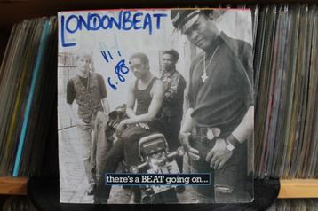 7" Single Londonbeat - There's A Beat Going On / Bribe The B beschikbaar voor biedingen
