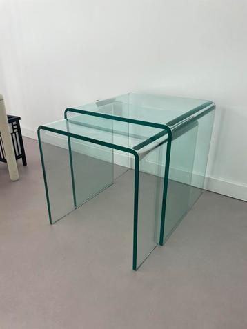 Waterval mimiset glas beschikbaar voor biedingen