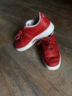 Nike Air Force 1 '07 LV8 Croc Rood 38,5 (39), Nike, Ophalen of Verzenden, Sneakers of Gympen, Gedragen
