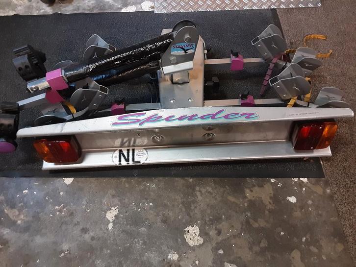 Spinder Trekhaak 2 Fietsendrager -  aluminium kantelbaar, Auto diversen, Fietsendragers, Gebruikt, Trekhaakdrager, 2 fietsen, Brede banden