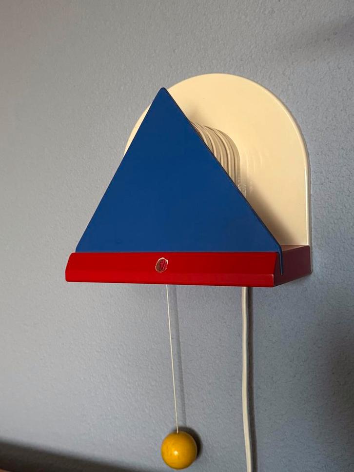 Ikea Stoja Memphis Wandlamp - Goede Staat!, Huis en Inrichting, Lampen | Wandlampen, Gebruikt, Kunststof, Ophalen of Verzenden