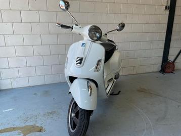 Vespa beschikbaar voor biedingen