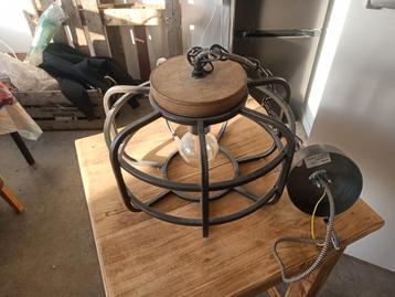 Mooie lampkap zo goed als nieuw beschikbaar voor biedingen