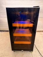 Professionele elektrische sigarenhumidor  cederhouten laden, Minder dan 85 cm, Ophalen of Verzenden, Minder dan 75 liter, 45 tot 60 cm