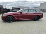 BMW 5-Serie Touring (g31 530e 292pk Xdrive Aut 2022 Rood, Auto's, BMW, Te koop, Alcantara, Geïmporteerd, 5 stoelen